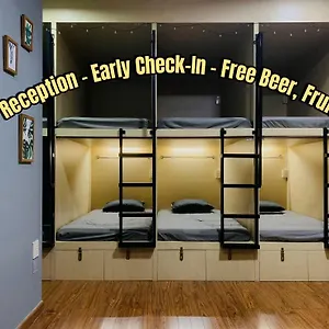 Jungle Dorm ニャチャン