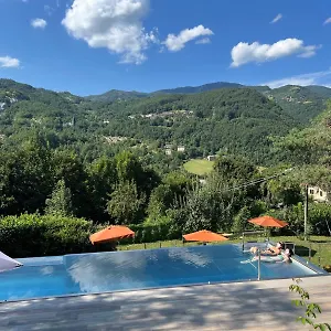 Bed & Breakfast Casa Benassi ,room&suite , Con Piscina